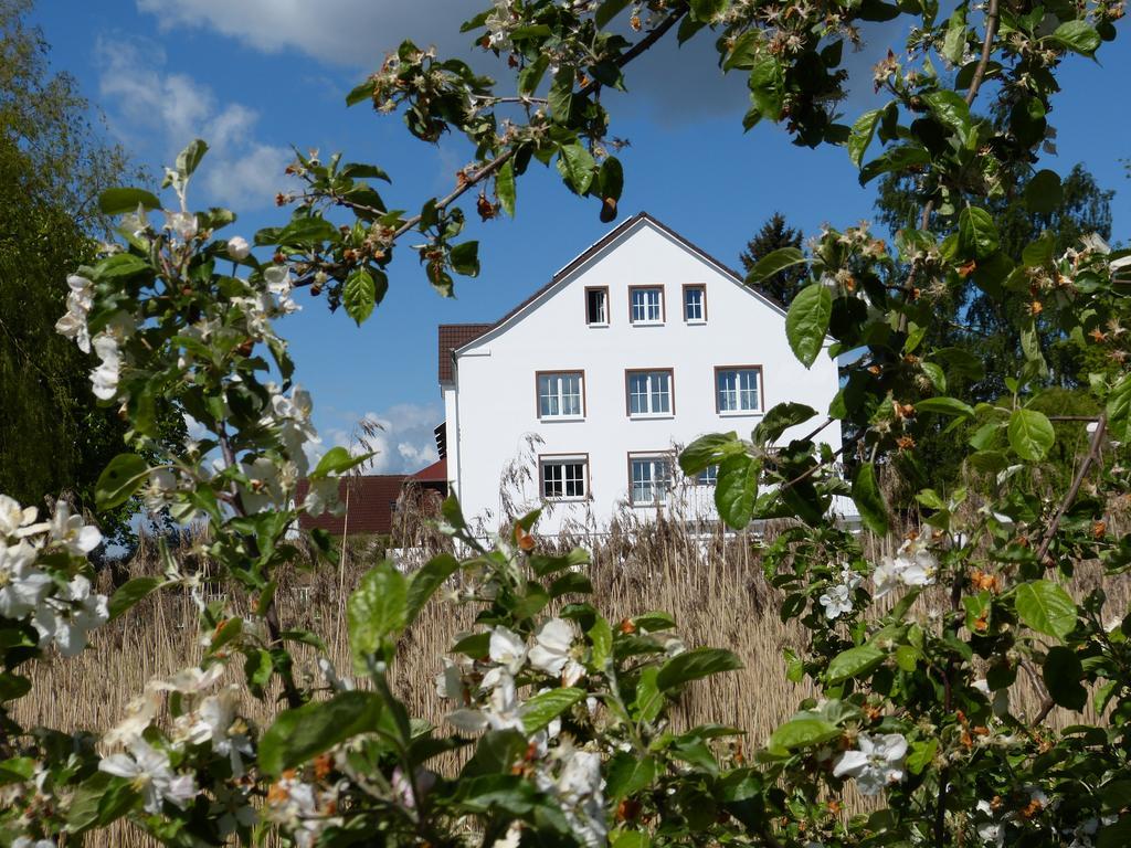 Das Haus Am Teich Gross Grabow Extérieur photo